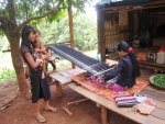 Tissage_a_la_campagne_Ratanakiri.JPG